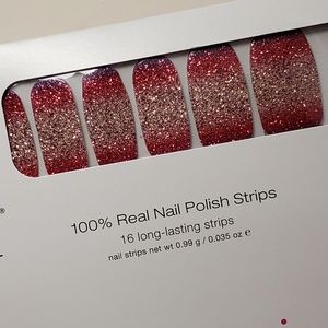 Color Street Makeup - COLOR STREET Nuclear Fuchsian Nail Strips Color Street Makeup - COLOR STREET Nuclear Fuchsian Nail Strips